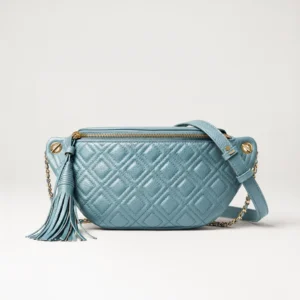 sac banane femme luxe cuir grainé et matelassé bleu pastel pâle de face