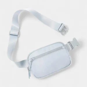 petit sac banane homme gris froid bleu pâle pastel