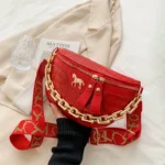 sac banane luxe rouge vif en simili cuir crocodile