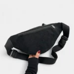 sac banane velours côtelé noir poche arrière