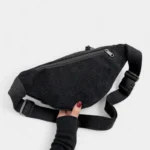 sac banane velours côtelé noir poche arrière secrète et sécurisée