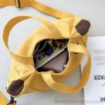 sac-banane-en-forme-de-banane-grande-poche-ouverte sac banane en forme de banane grande poche ouverte