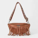 sac-banane-frange-marron-simili-cuir-laniere-motif-inca sac banane frange marron lanière motif inca