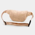 sac banane sherpa beige lanière beige et arrière en peluche douce