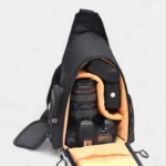 sac-photo-banane-noir-interieur-compartiment sac photo banane noir compartiment appareil photo et flash