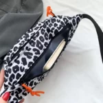 Sac Banane Leopard Femme intérieur