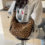 grand sac banane leopard motif