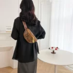 sac banane femme leopard dos