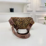 sac banane femme leopard arrière