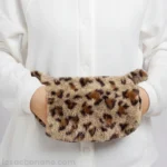 sac banane léopard fourrure mains dans les poches latérales pour les réchauffer lorsqu'il fait froid