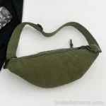 sac banane cuir velours vert poche arrière