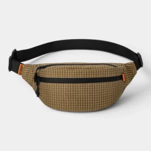 Sac banane nylon quadrillé marron clair de face, avec sangle et fermeture éclair noires