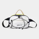 Sac Banane Technique Gorpcore Outdoor Nylon Ripstop Sac banane nylon ripstop blanc et jaune au style gorpcore, posé de face avec cordons de serrage noirs et poignée multicolore
