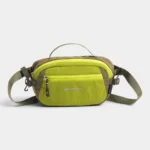 Sac Banane Bicolore Randonnée Nylon Léger Sac banane bicolore en nylon vert anis et kaki, vu de face, poignée sur le dessus et sangle réglable.