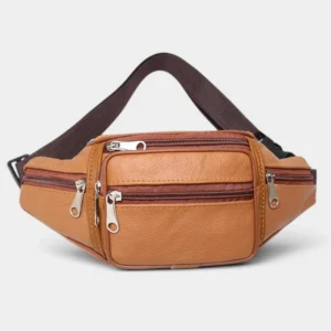Sac banane en cuir grainé caramel, présenté de face avec une sangle réglable marron