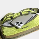 Sac Banane Bandoulière Randonnée Élastique Porte-Gourde poche avant du sac banane au format telephone
